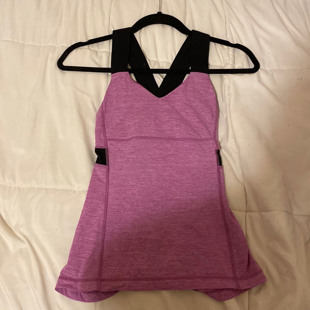 Lululemon bulit in bra Tank top